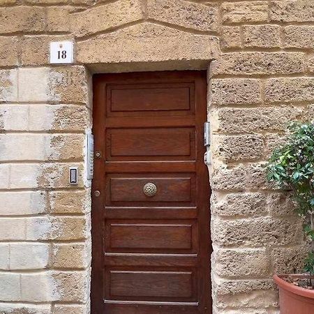 Suite Minerva 10 Steps From Piazza Civica 阿尔盖罗 外观 照片