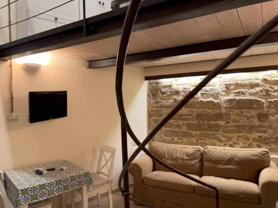 Suite Minerva 10 Steps From Piazza Civica 阿尔盖罗 外观 照片